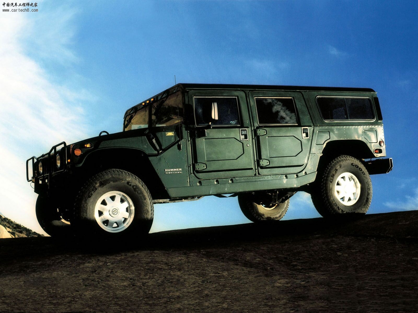 Hummer019.jpg