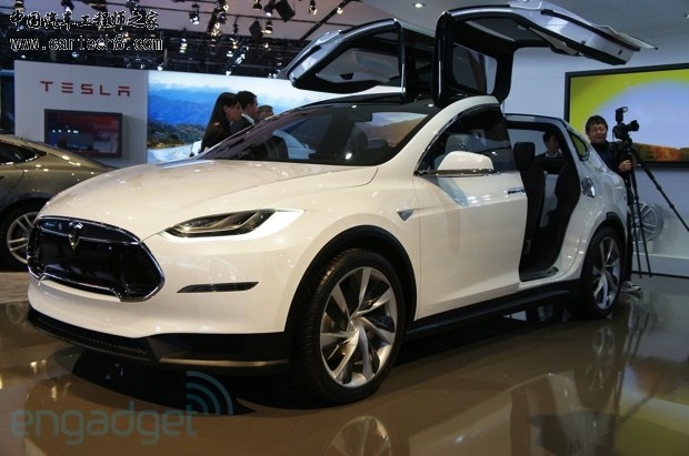 modelx-2013-01-14-600.jpg