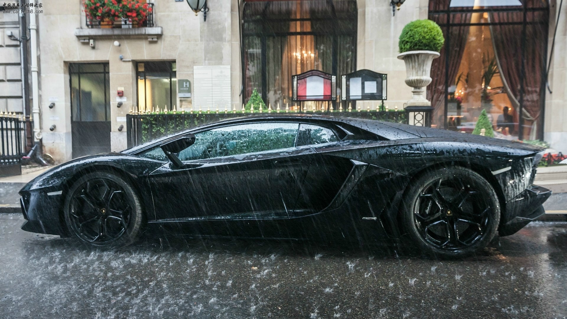 blackraincarsLamborghiniLamborghini-Aventador.jpg