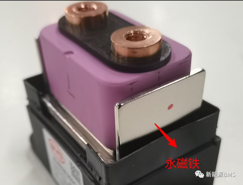 拆解学习比亚迪汉EV电池包BDU里面的高压部件（下）熔断器与主继电器w4.jpg
