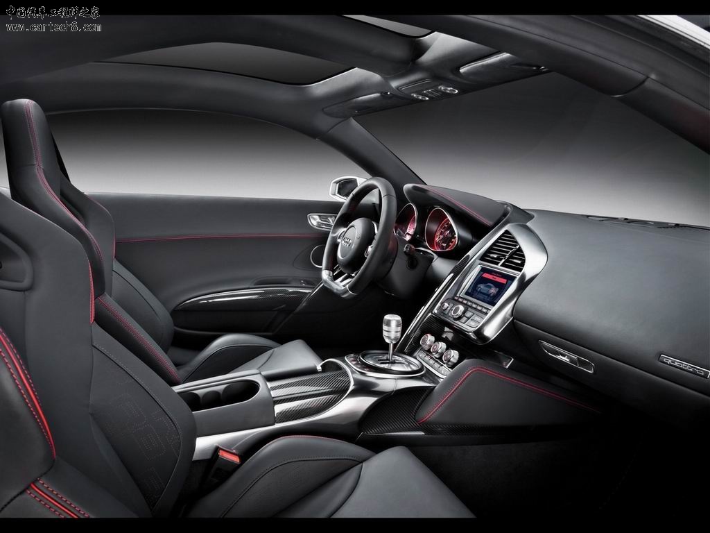 2008-Audi-R8-V12-TDI-Interior-1.jpg